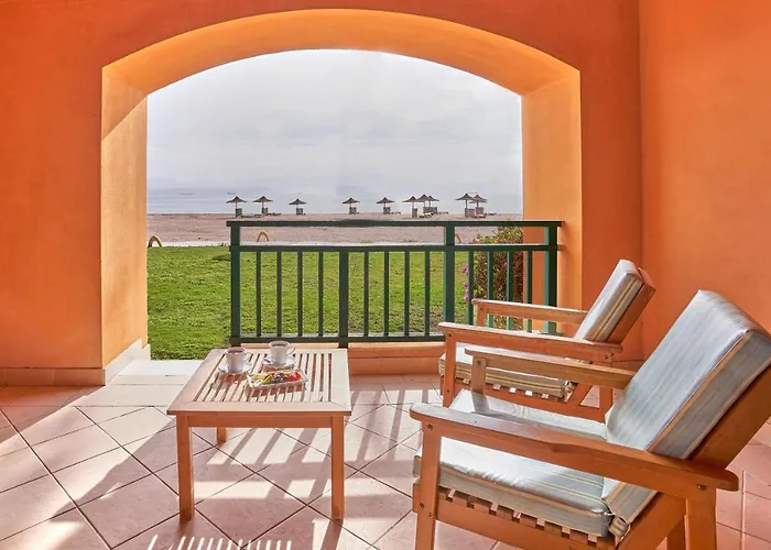 Strand Beach Resort