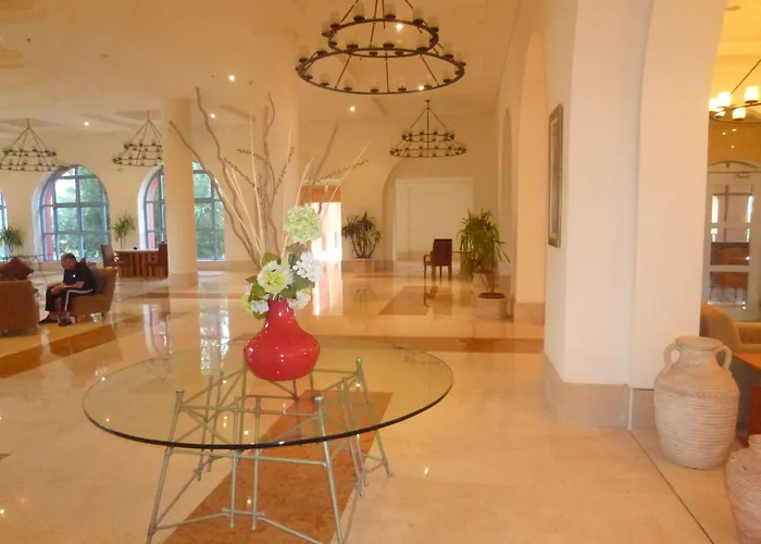 Strand Beach Resort 5*