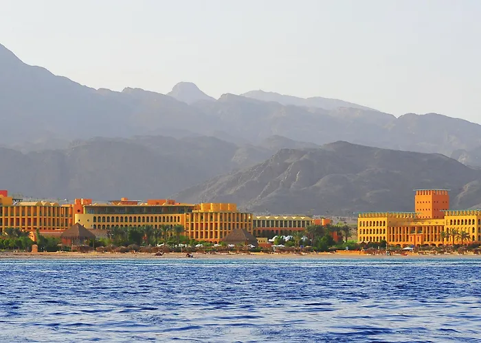 Strand Beach Resort 5*